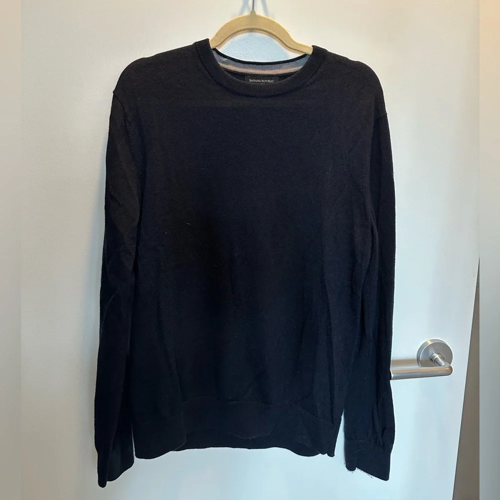 Banana Republic Unisex Navy Merino Wool Sweater - Picture 4 of 8